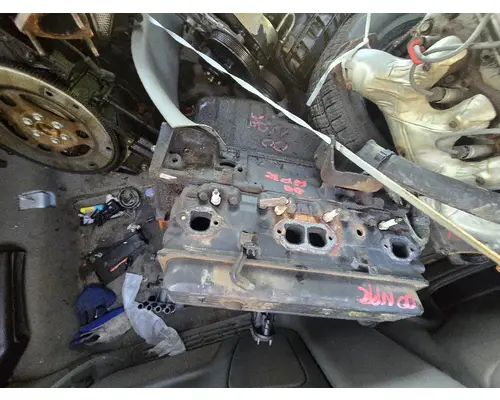 ISUZU 5.7 GAS Engine Assembly