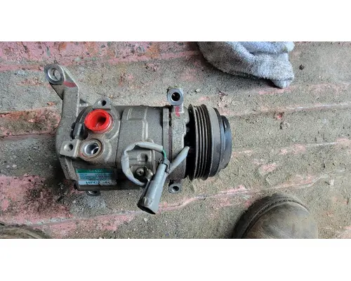 ISUZU 6.0 Air Conditioner Compressor
