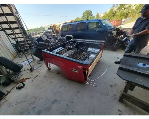 ISUZU 6.0 Cylinder Head