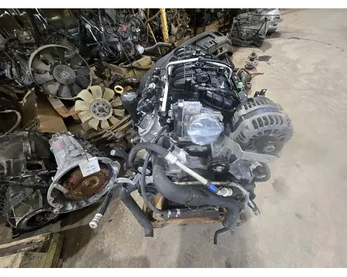 ISUZU 6.0 Engine Assembly