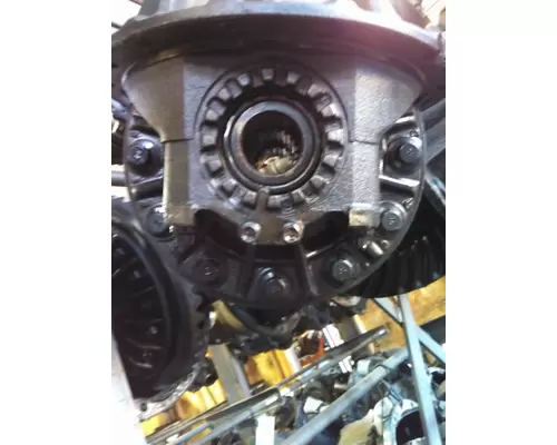 ISUZU 6CPR478 DIFFERENTIAL ASSEMBLY REAR REAR