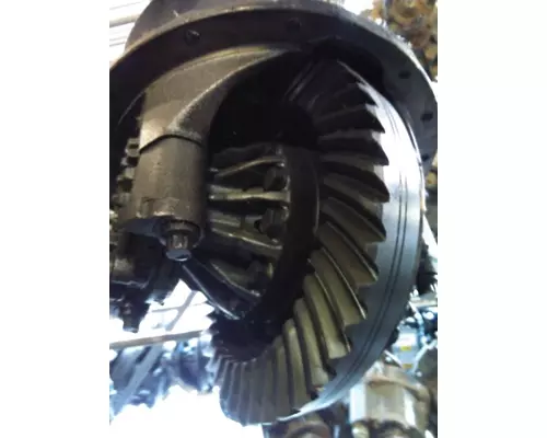 ISUZU 6CPR478 DIFFERENTIAL ASSEMBLY REAR REAR