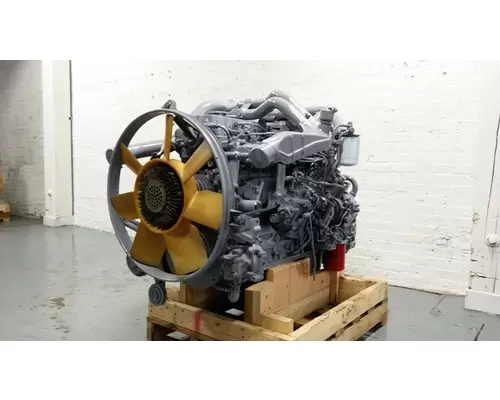 ISUZU 6HE1 Engine