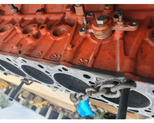 ISUZU 6HK1X Cylinder Block