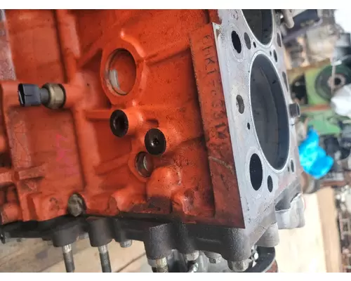 ISUZU 6HK1X Cylinder Block