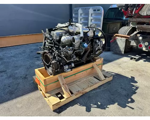 ISUZU 6HK1X Engine Assembly