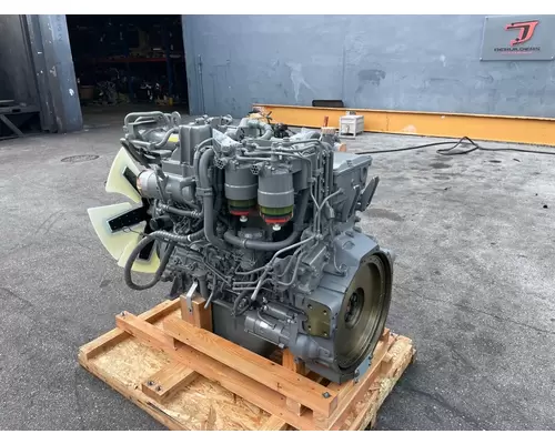 ISUZU 6UZ1X Engine Assembly