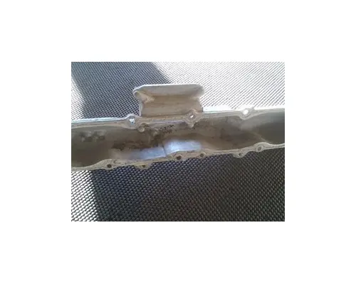 ISUZU DURAMAXX Valve Cover