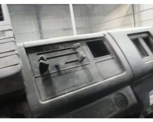 ISUZU FRR Cab Clip