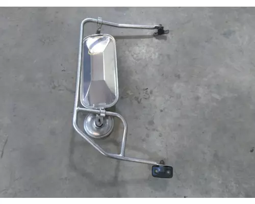 ISUZU FRR MIRROR ASSEMBLY CABDOOR