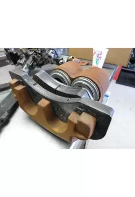 ISUZU FSR Caliper