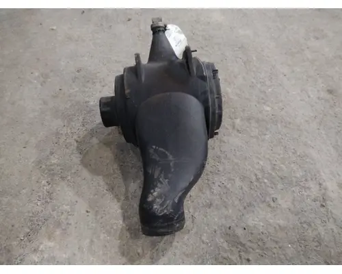 ISUZU FTR AIR CLEANER