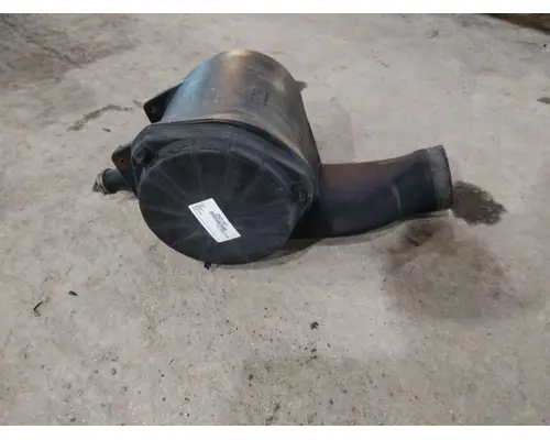 ISUZU FTR AIR CLEANER