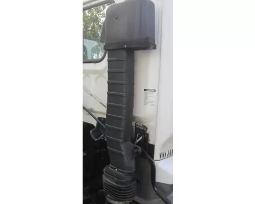 ISUZU FTR Air Cleaner