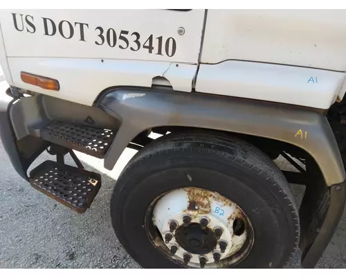 ISUZU FTR CAB SKIRT FILLER PANEL