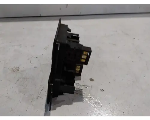 ISUZU FTR DASH CONTROL MODULE