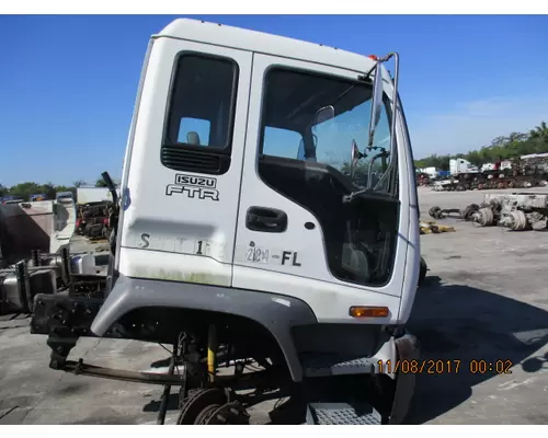 ISUZU FTR DOOR ASSEMBLY, FRONT