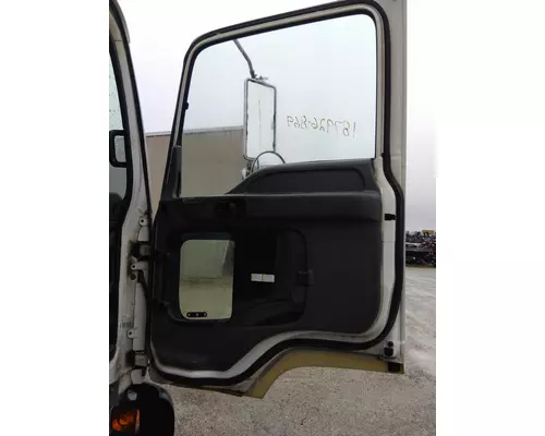 ISUZU FTR DOOR ASSEMBLY, FRONT