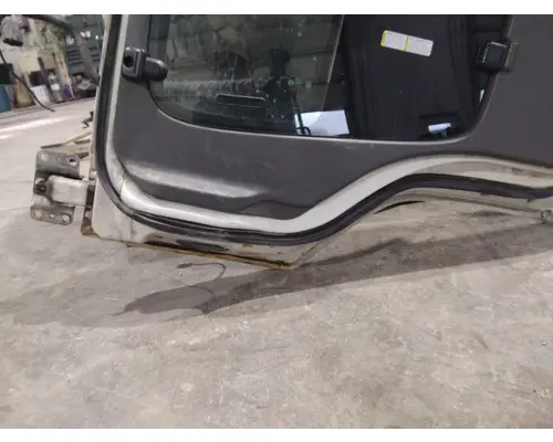 ISUZU FTR DOOR ASSEMBLY, FRONT