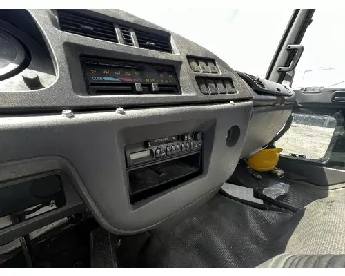 ISUZU FTR Dash Assembly