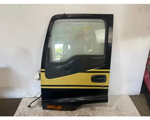 ISUZU FTR Door Assembly