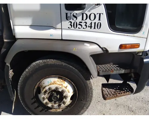 ISUZU FTR FENDER ASSEMBLY, FRONT