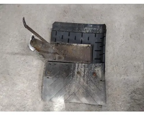 ISUZU FTR FENDER EXTENSION