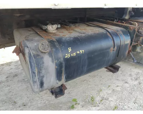 ISUZU FTR FUEL TANK