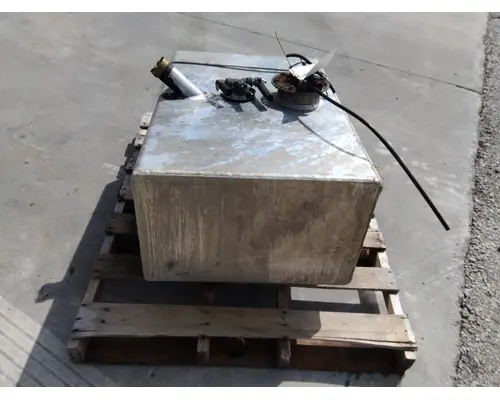 ISUZU FTR FUEL TANK