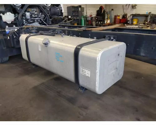 ISUZU FTR FUEL TANK