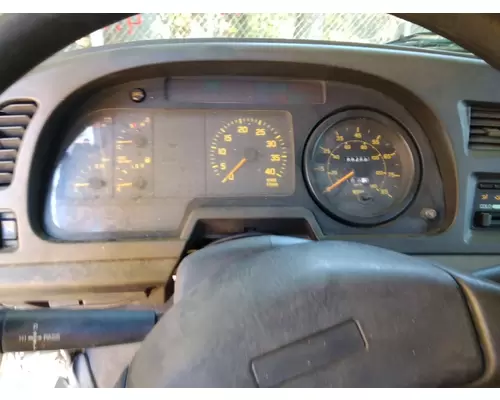 ISUZU FTR GAUGE CLUSTER