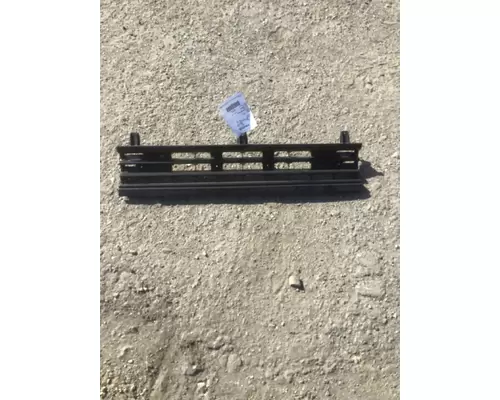 ISUZU FTR Grille