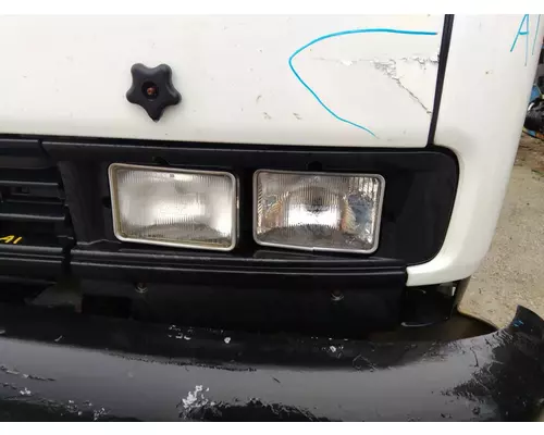 ISUZU FTR HEADLAMP ASSEMBLY