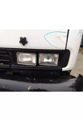 ISUZU FTR HEADLAMP ASSEMBLY