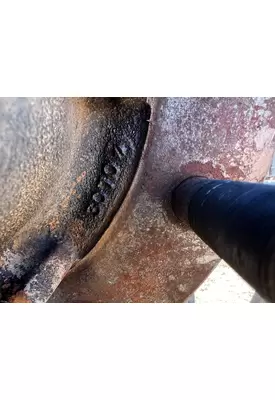 ISUZU FTR Hub