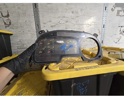 ISUZU FTR Instrument Cluster