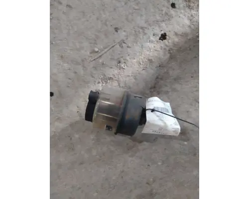 ISUZU FTR POWER STEERING RESERVOIR