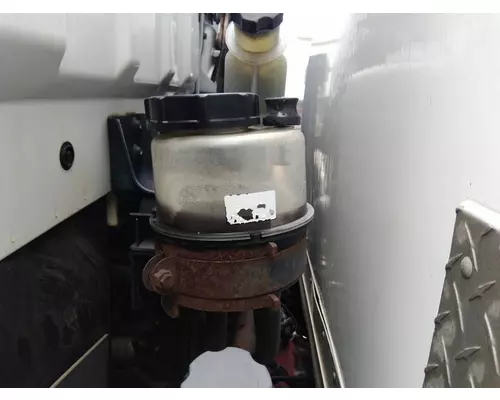 ISUZU FTR POWER STEERING RESERVOIR