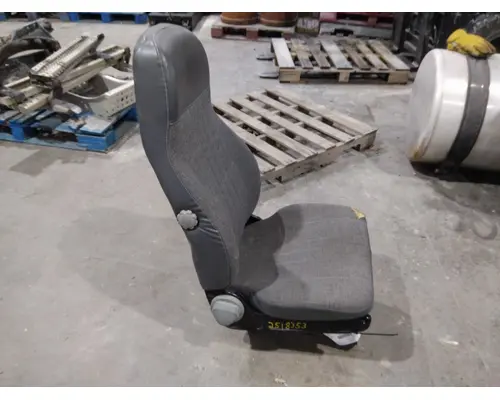 ISUZU FTR SEAT, FRONT