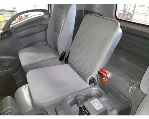 ISUZU FTR SEAT, FRONT