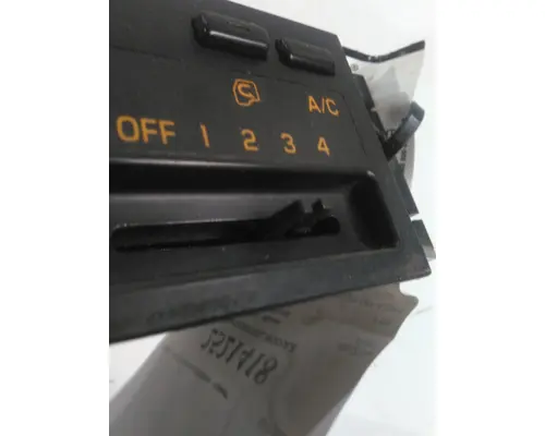 ISUZU FTR TEMPERATURE CONTROL