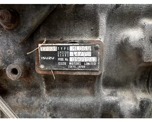 ISUZU FTR Transmission Assembly