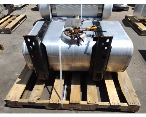 ISUZU FVR FUEL TANK