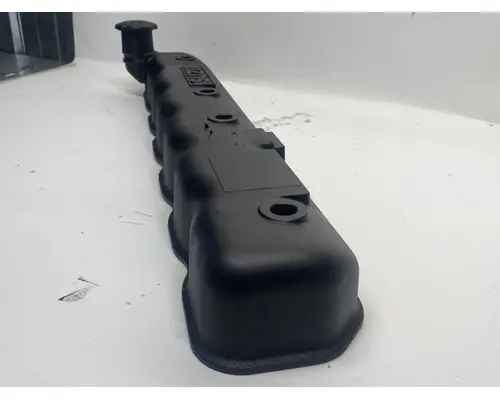 ISUZU G6BG1 Valve Cover