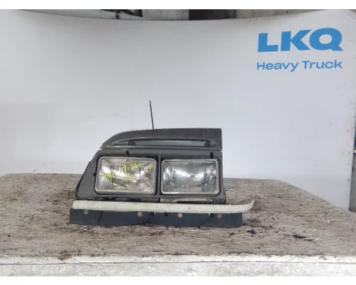 ISUZU NPR 1994-2005 HEADLAMP ASSEMBLY