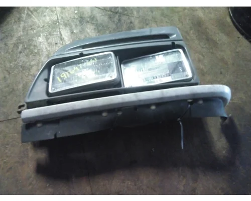 ISUZU NPR 1994-2005 HEADLAMP ASSEMBLY