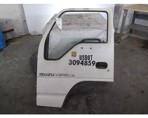 ISUZU NPR 1995-2007 DOOR ASSEMBLY, FRONT