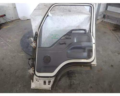 ISUZU NPR 1995-2007 DOOR ASSEMBLY, FRONT