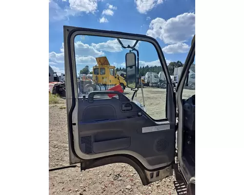 ISUZU NPR 1995-2007 DOOR ASSEMBLY, FRONT