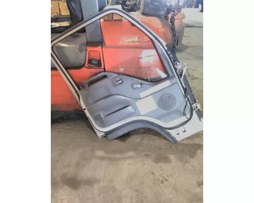 ISUZU NPR 1995-2007 DOOR ASSEMBLY, FRONT